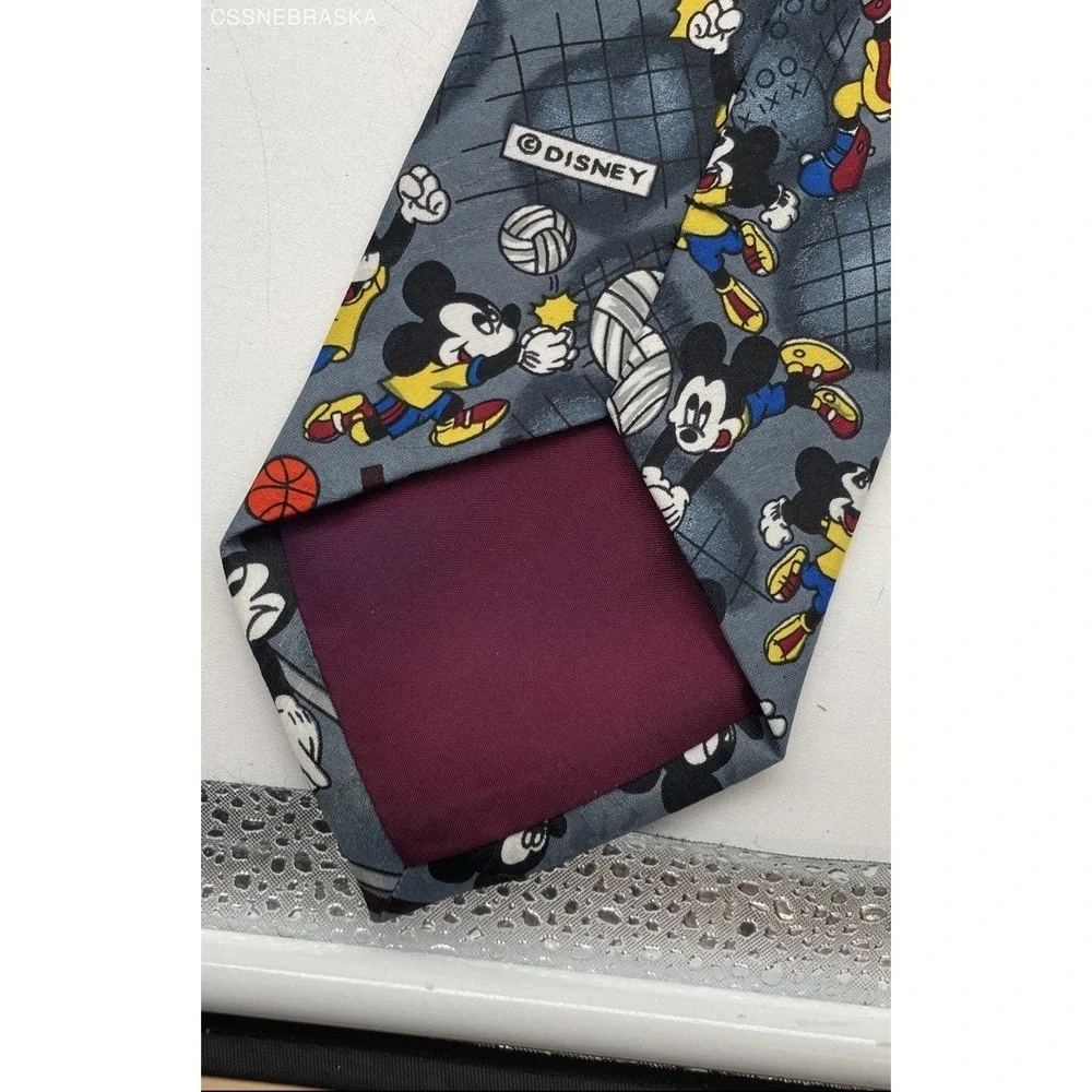 Disney Mickey Unlimited‎ Vintage Mickey Mouse Playing Sports Neck Tie